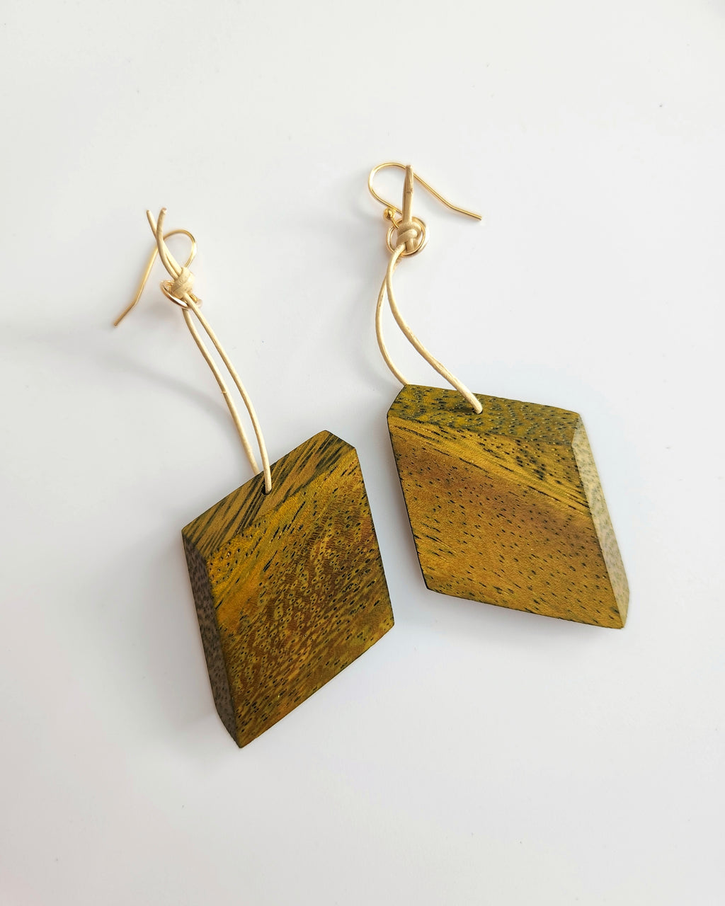 Subtropical Earrings Olive